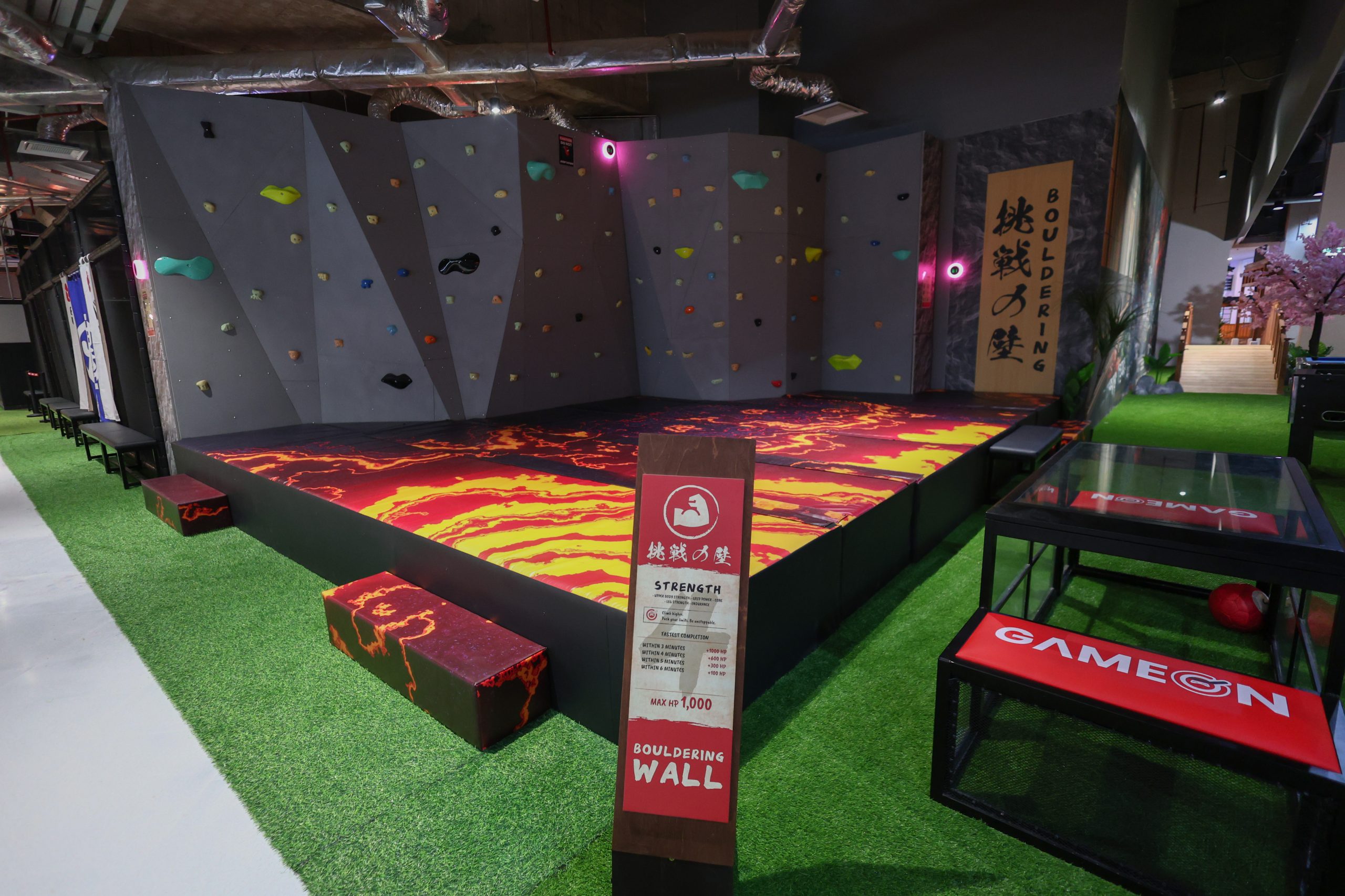 Bouldering Wall at GAMEON Ninja Park, The Labs BBCC, Kuala Lumpur, featuring an indoor climbing challenge for kids, teenagers, and adults.